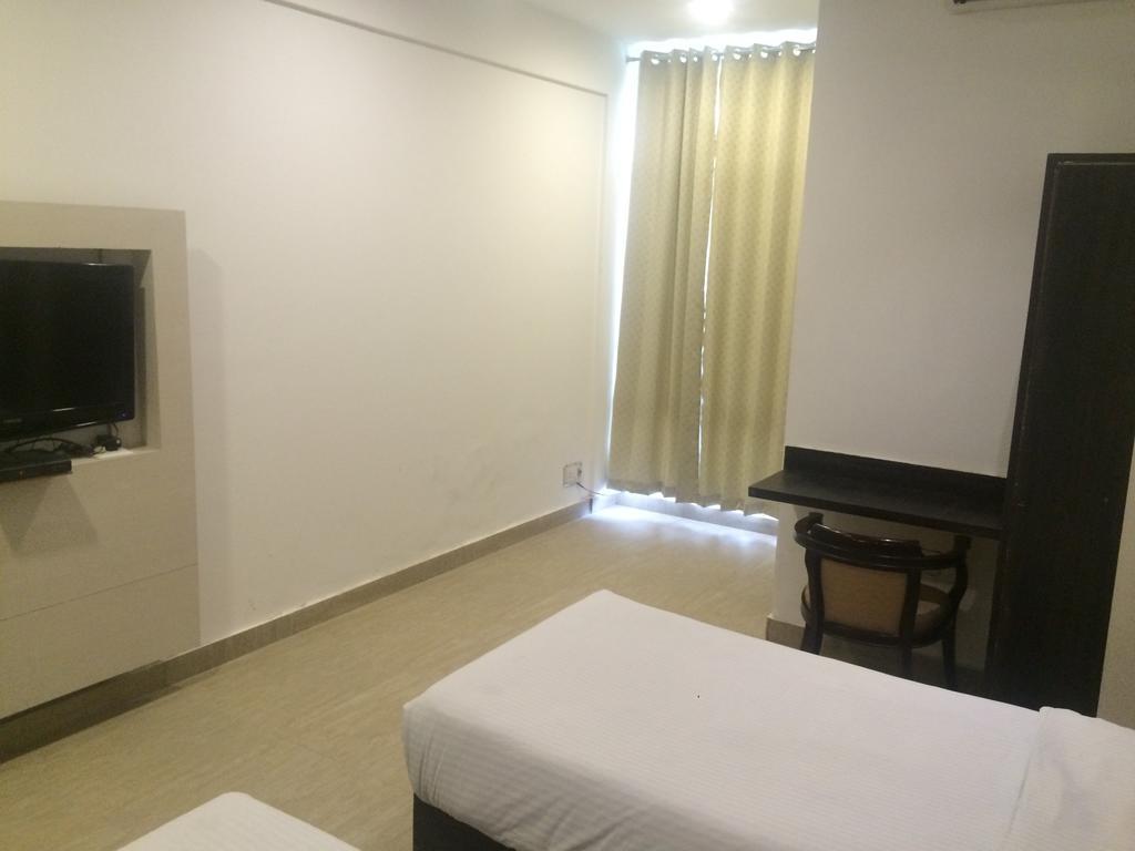 Grand Heritage Resort Greater Noida Bagian luar foto