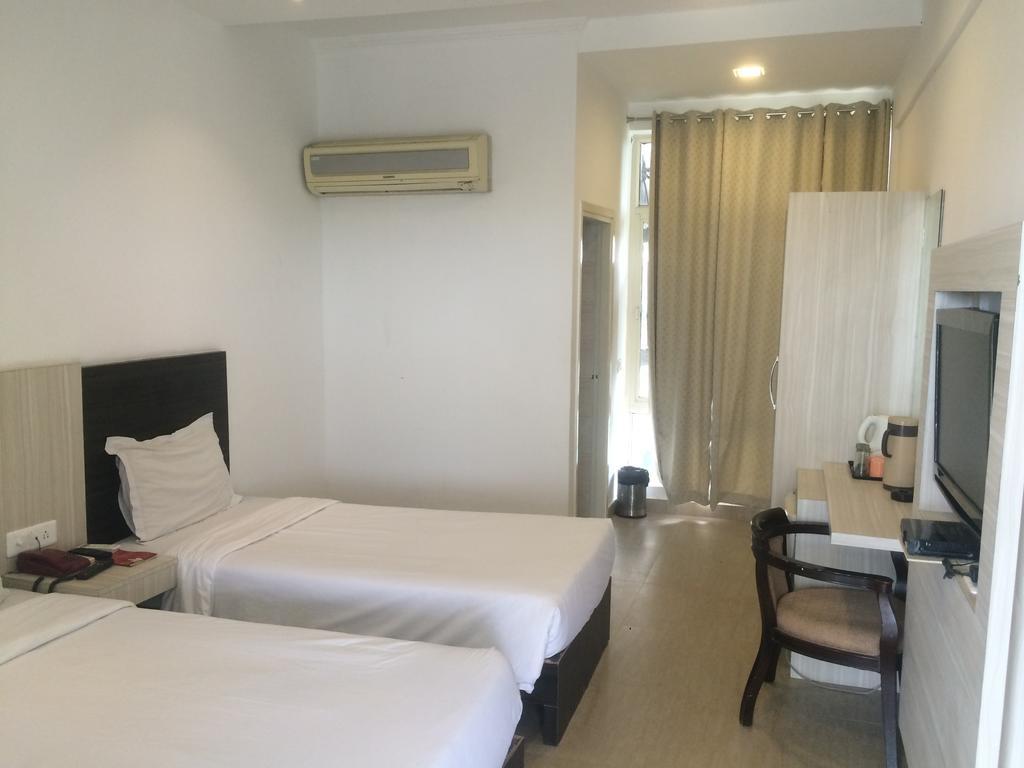 Grand Heritage Resort Greater Noida Bagian luar foto