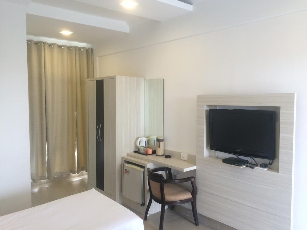 Grand Heritage Resort Greater Noida Ruang foto