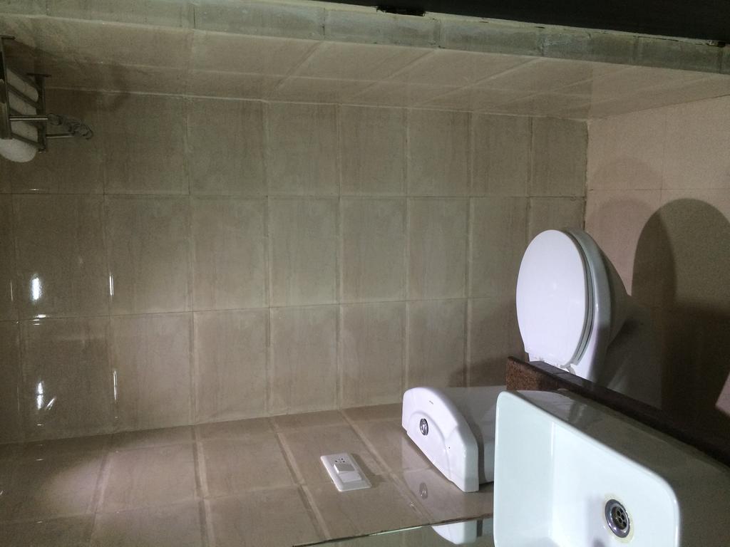 Grand Heritage Resort Greater Noida Ruang foto